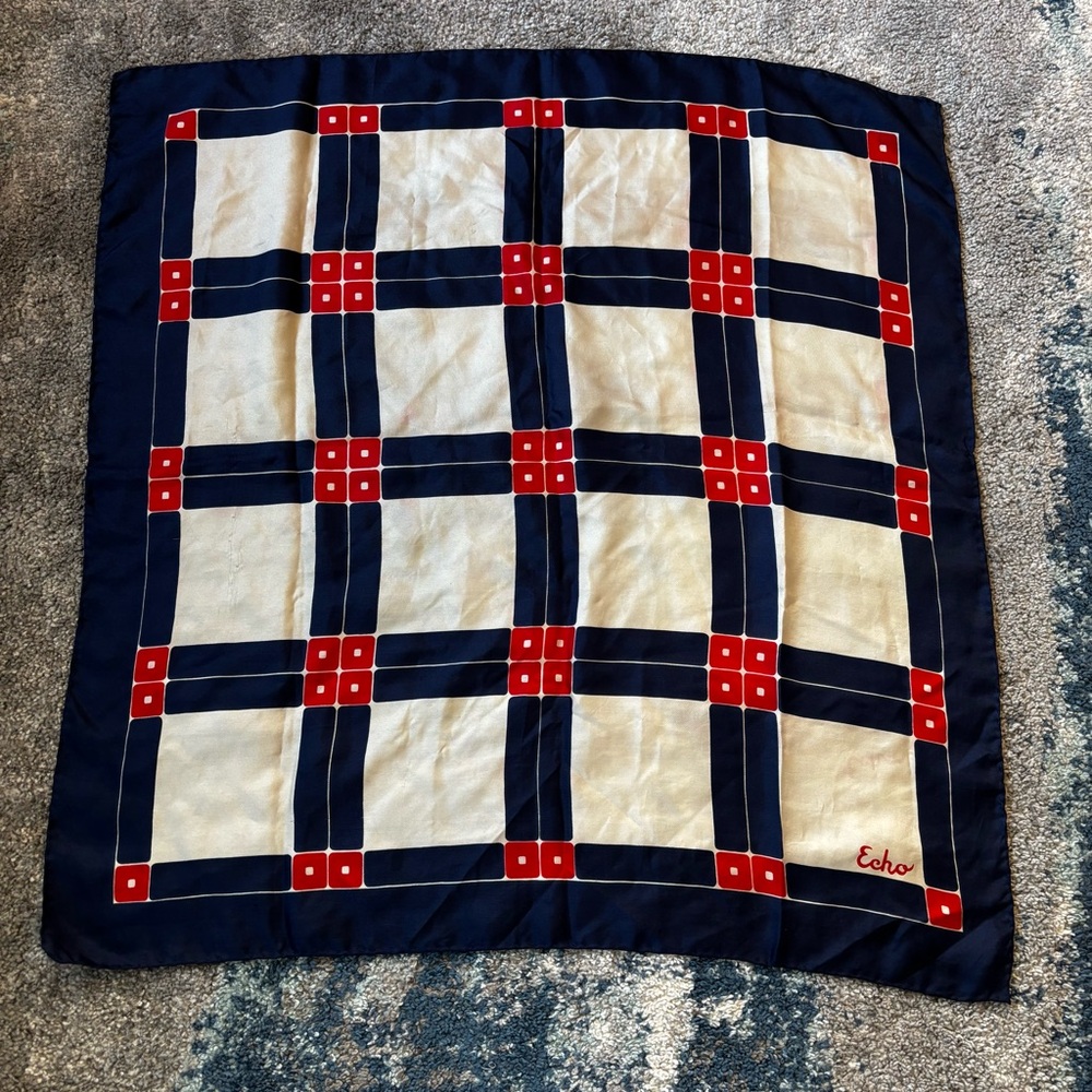 Vintage Echo square silk scarf 26x26